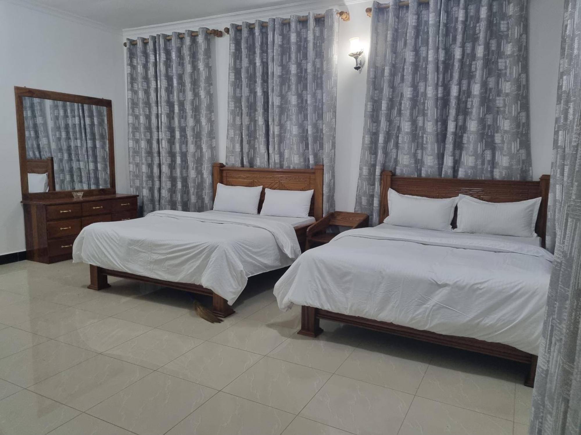 64 Zenj House Luxury Airport B&B Mbweni Екстер'єр фото