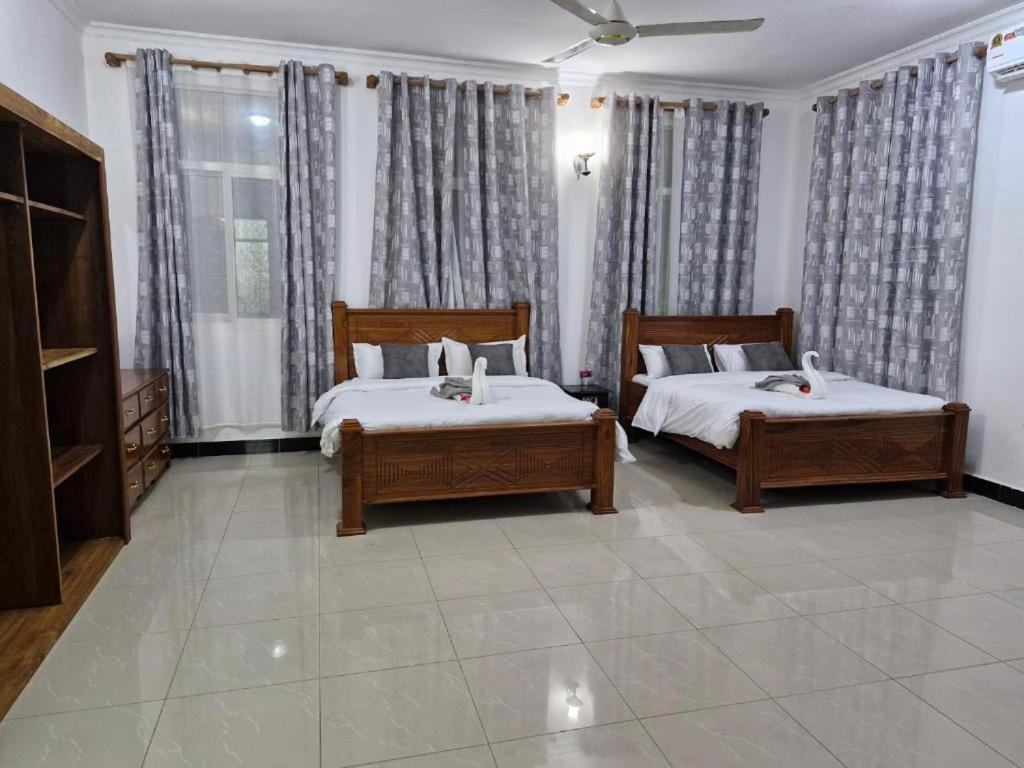 64 Zenj House Luxury Airport B&B Mbweni Екстер'єр фото